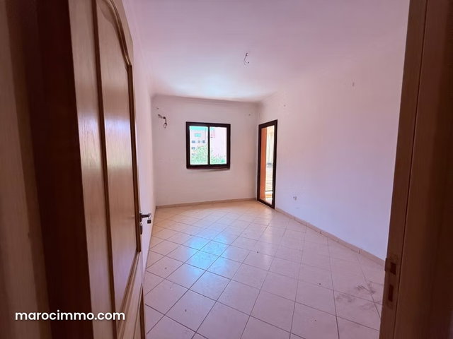 À louer – Deux appartements ou bureaux vides en pl — 2