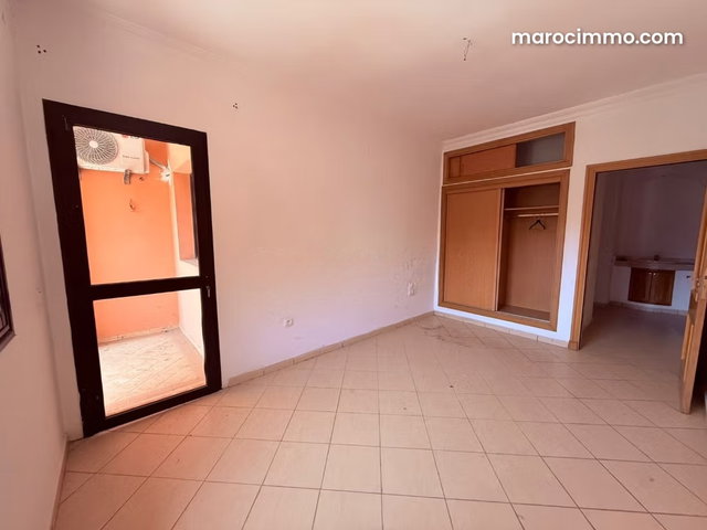 À louer – Deux appartements ou bureaux vides en pl — 3
