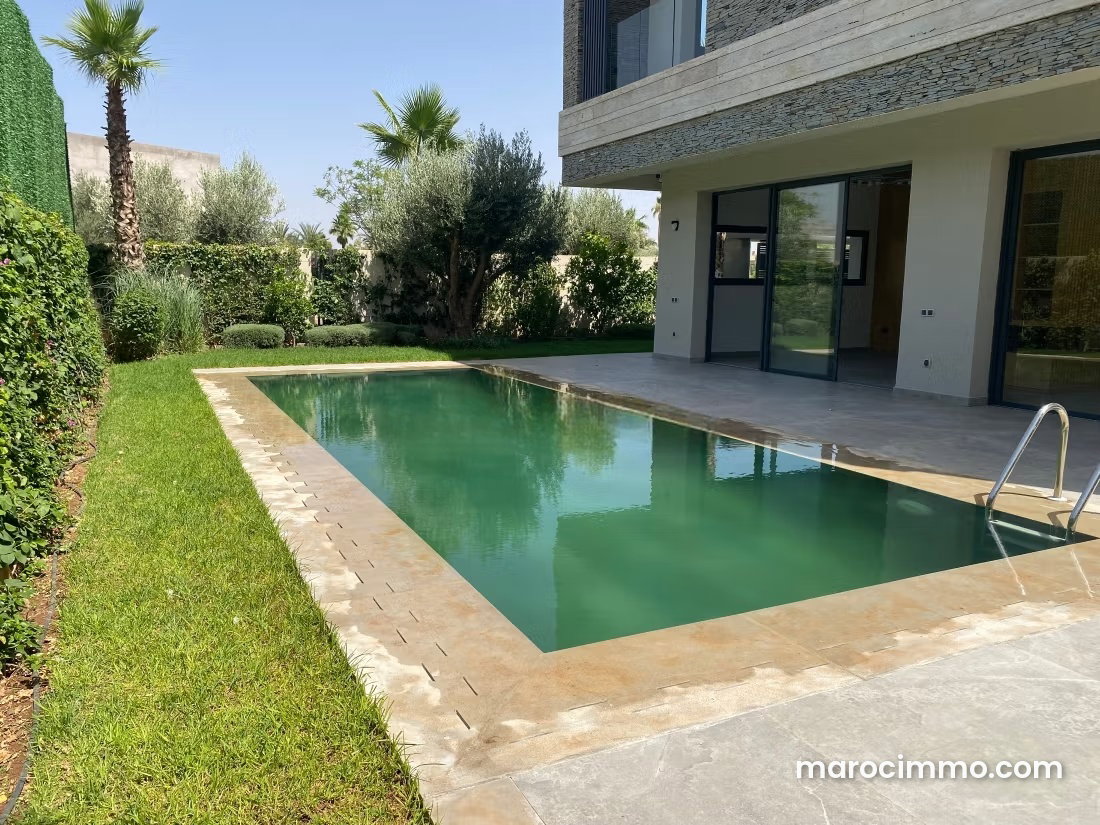 Villa neuve de luxe à vendre, Route de Ouarzazate à Marrakech — Marrakech