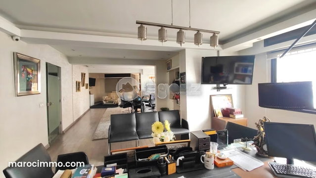 Office for Sale 180 m² 2 March Casablanca — 2