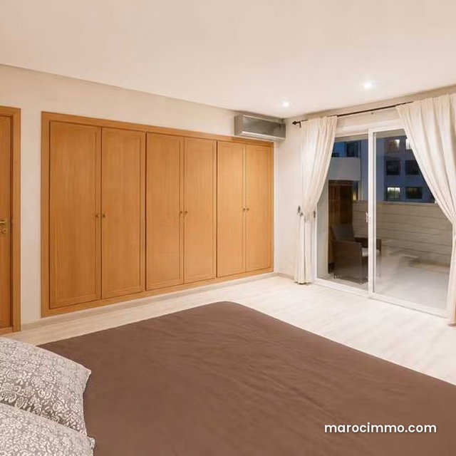Appartement à Vendre de 163.0 m² à Casablanca, Hopitaux — 3
