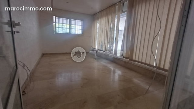 Commerce à vendre 170 m² Agdal Rabat — 4
