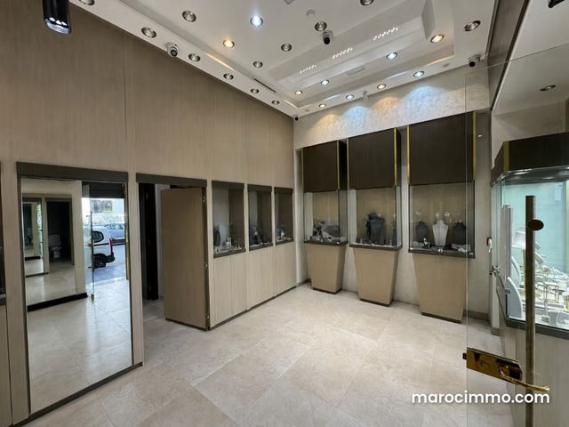 Local commercial premium – bd haïfa — Casablanca