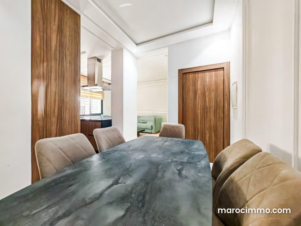 Location d'un appartement à Agdal. 3 chambres agréables. Meublé