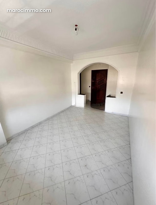 Très bel appartement en location à Belvédère. Surface totale 65 m². Four — 2