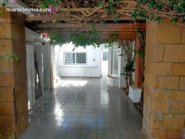 Villa avec dépendances et rooftop, quartier Oasis — 4