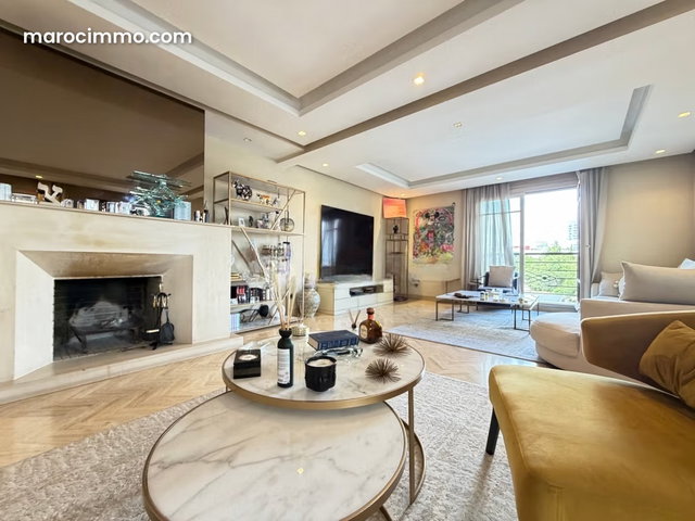 Appartement meublé de 3 chambres à louer à Racine — 5