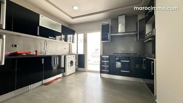 BEL Appartement VIDE à louer à RACINE — 5