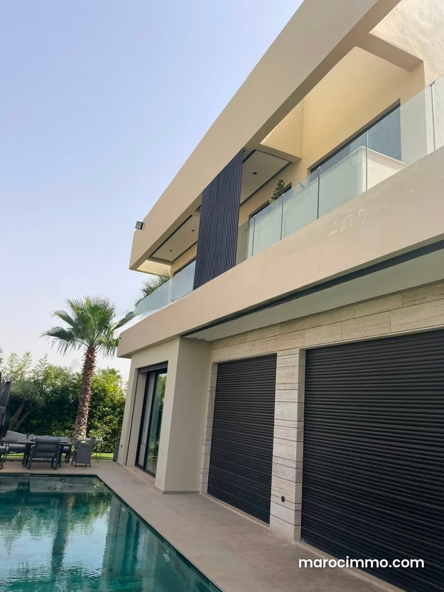 Excellente villa à louer sur la route de Tahanaout. 7 pièces magnifiques. Meublé — 3