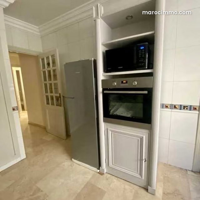 Appartement à Louer de 132.0 m² à Casablanca, Racine — 3