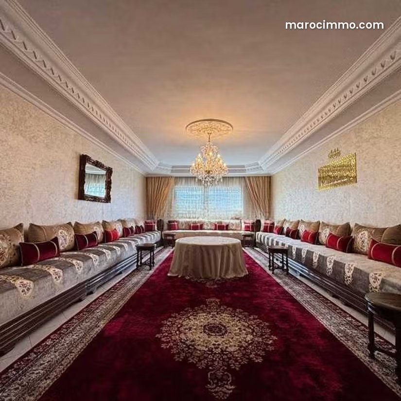 Spacious Apartment with Terrace in Mers Sultan, Casablanca — Casablanca