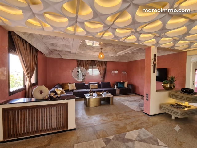 Villa à vendre 570 m², 6 chambres Btana Salé — Salé