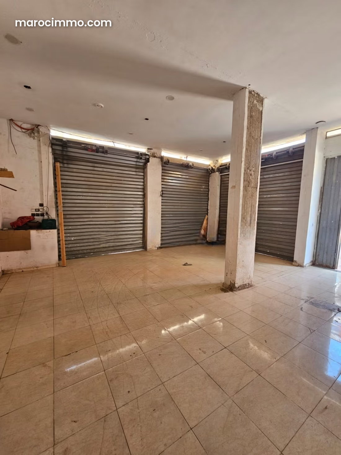 Local commercial deux façades à louer Hay Mohammadi Agadir — Agadir