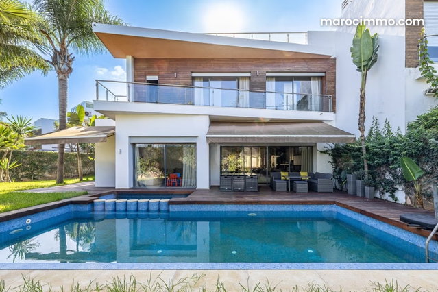 Villa à vendre à Ain Diab Route d'Azzemour — 5