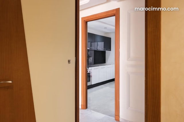 Bel appartement en location à Agdal. Surface total 190 m² — 2