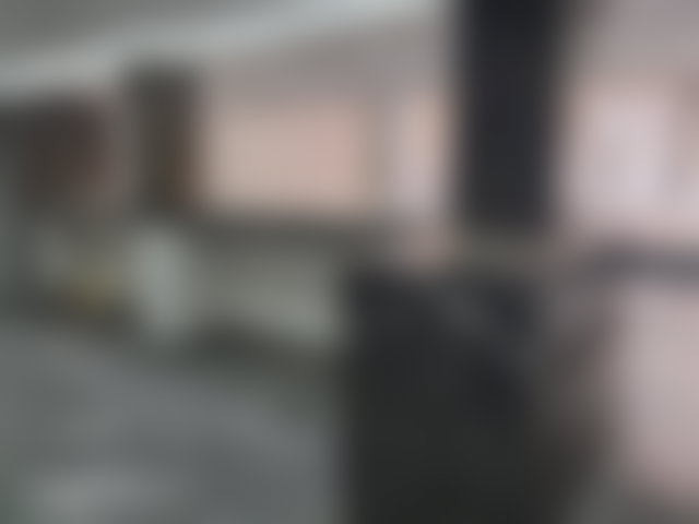 محل تجاري رحب للإيجار بحي ماجوريل بمراكش — 5