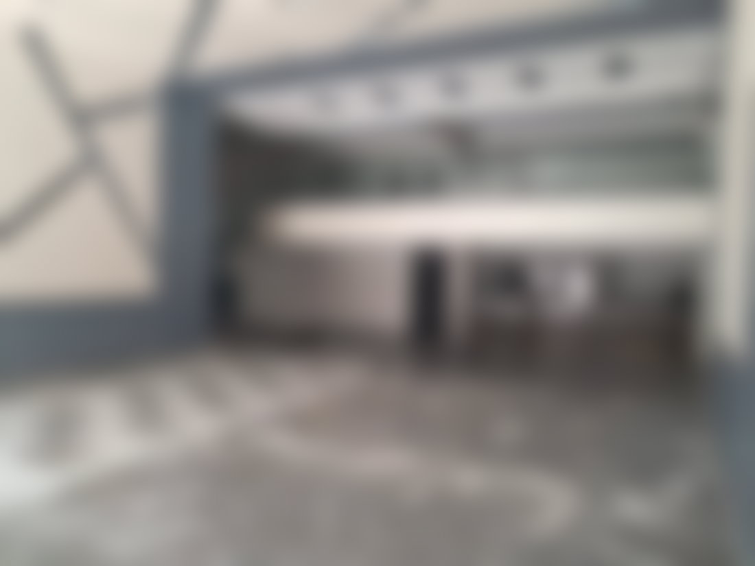 محل تجاري رحب للإيجار بحي ماجوريل بمراكش