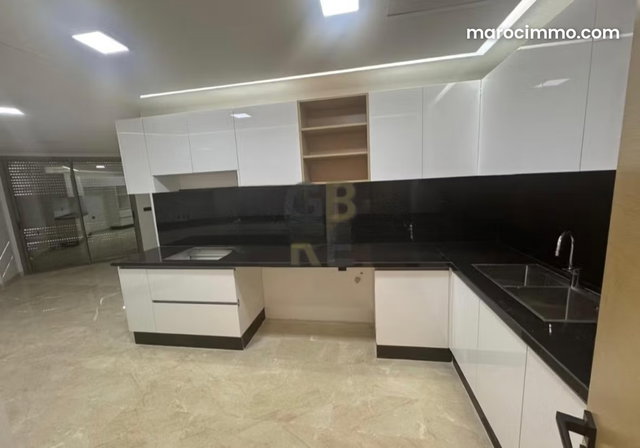 Très bel appartement à louer au Jnane Souissi — 5