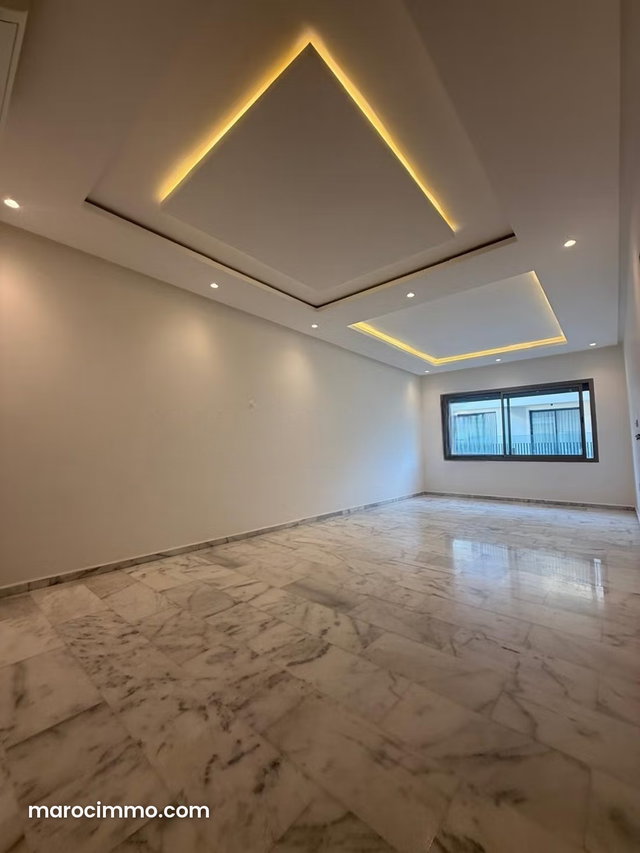 Appartement à louer — 2