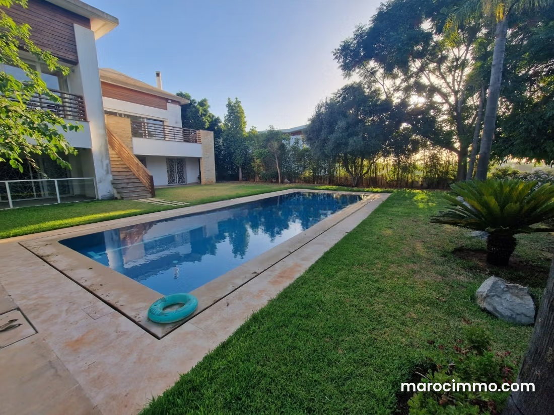 Villa de standing à louer, Ville Verte à Bouskoura — Bouskoura