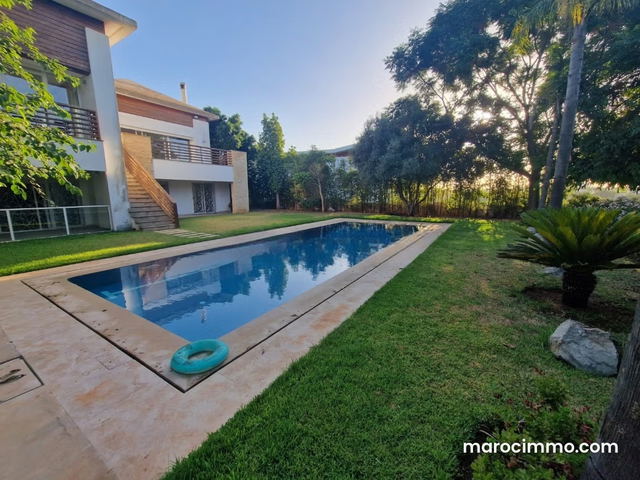 Villa d'exception 1100 m2 front golf — بوسكورة