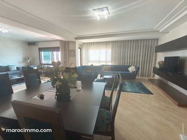 Bel Appartement à côté de Molière Palmier à louer — 5