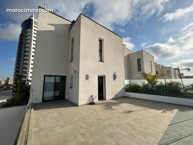 Penthouse d'exception meuà louer sur cfc — 2