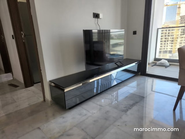 BEL appartement MEUBLÉ à louer CFC — 2