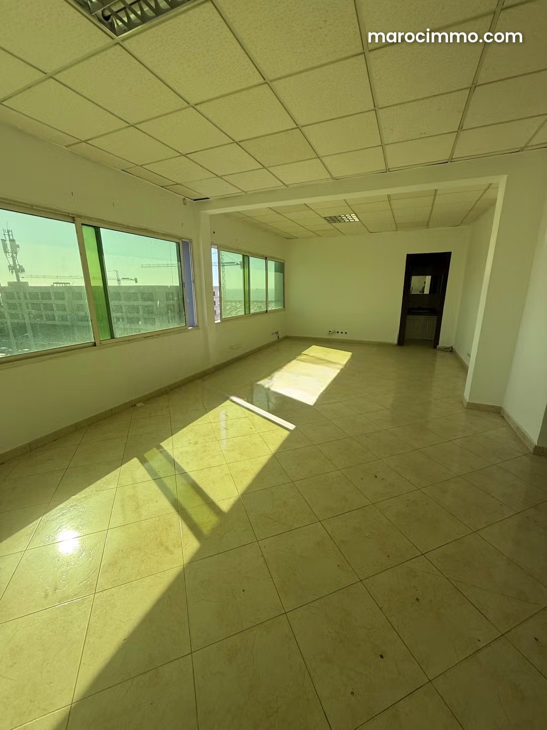 Bureau 50 m² à louer Hay Hassani Casablanca — Casablanca