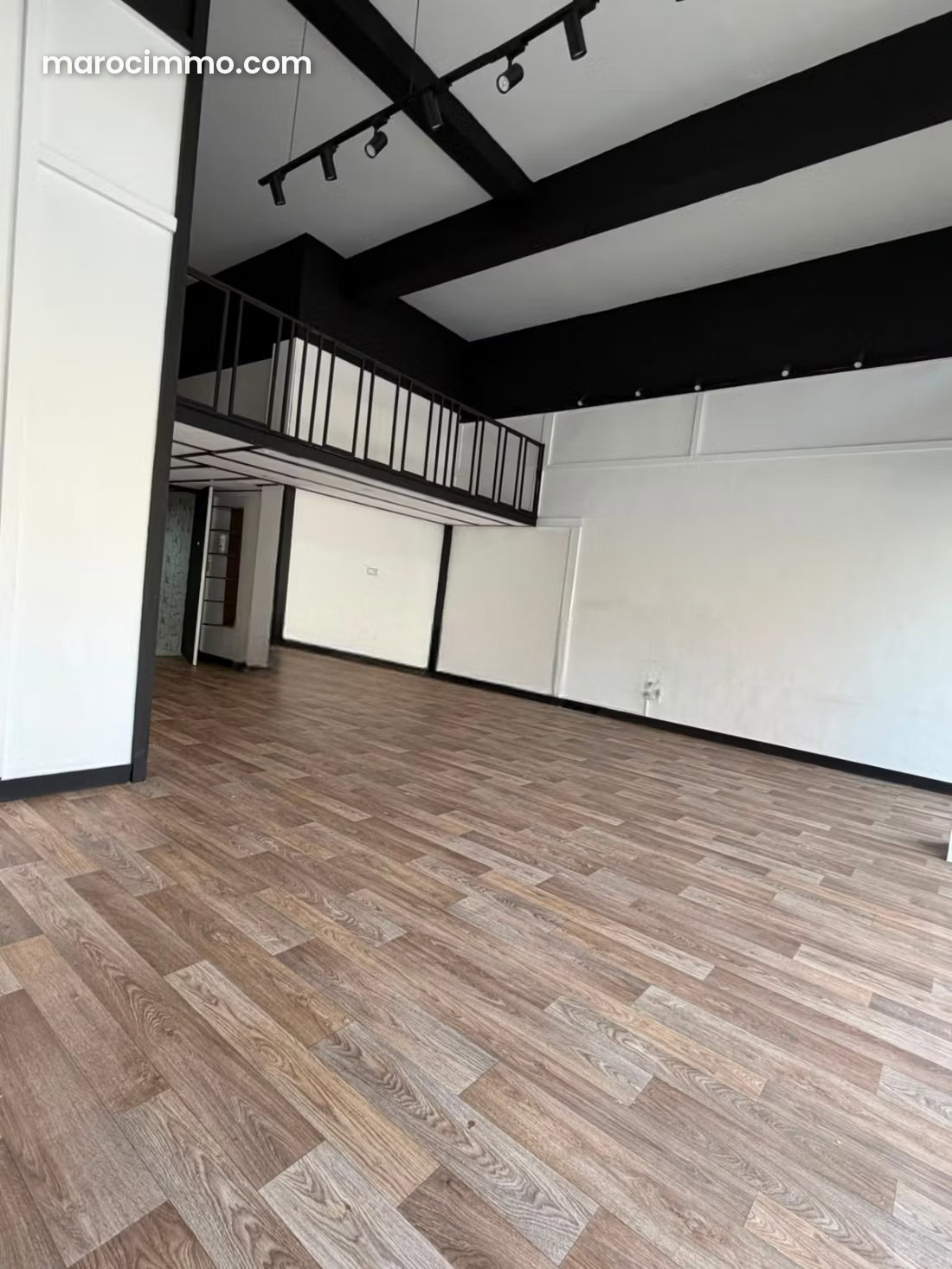 Local commercial 70 m² à louer Ain Sebaa Casablanca — Casablanca