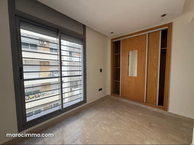Superbe appartement vide à louer aux princesses — 4