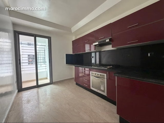 Superbe appartement vide à louer aux princesses — 2