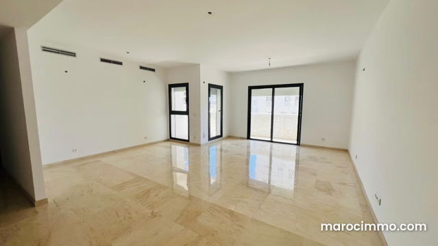 Appartement Lumineux & Vue Panoramique – CFC — الدار البيضاء