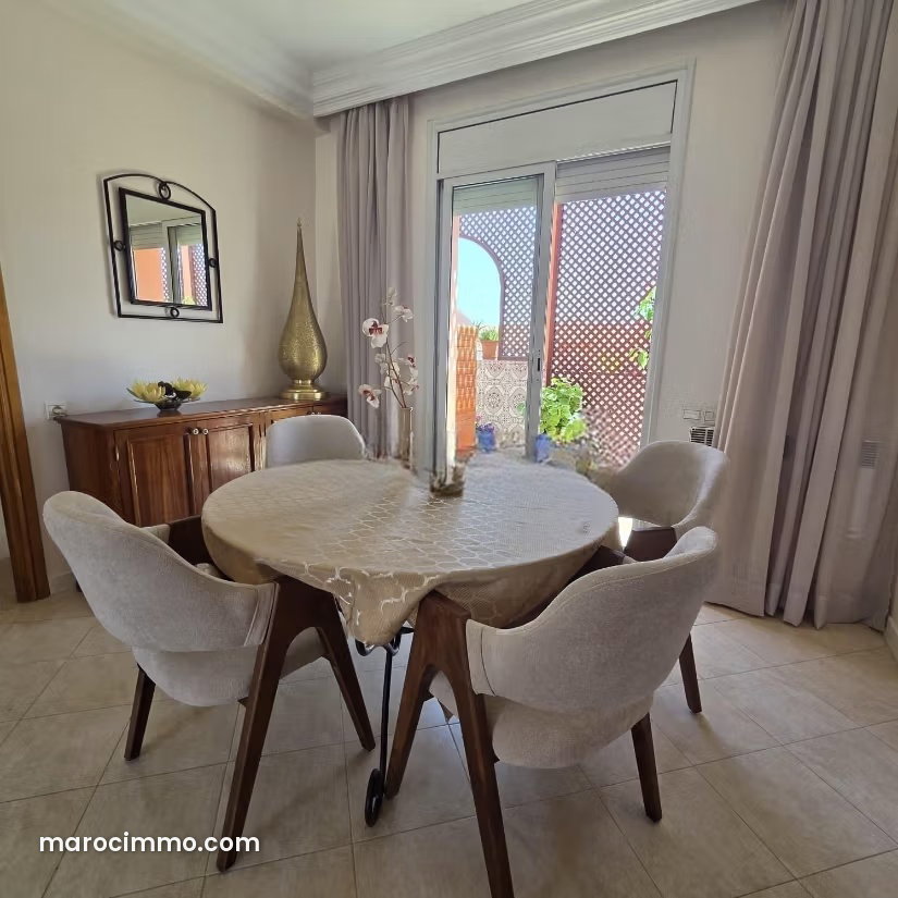 Appartement meublé avec terrasse à louer Route de Casablanca Marrakech — Marrakech