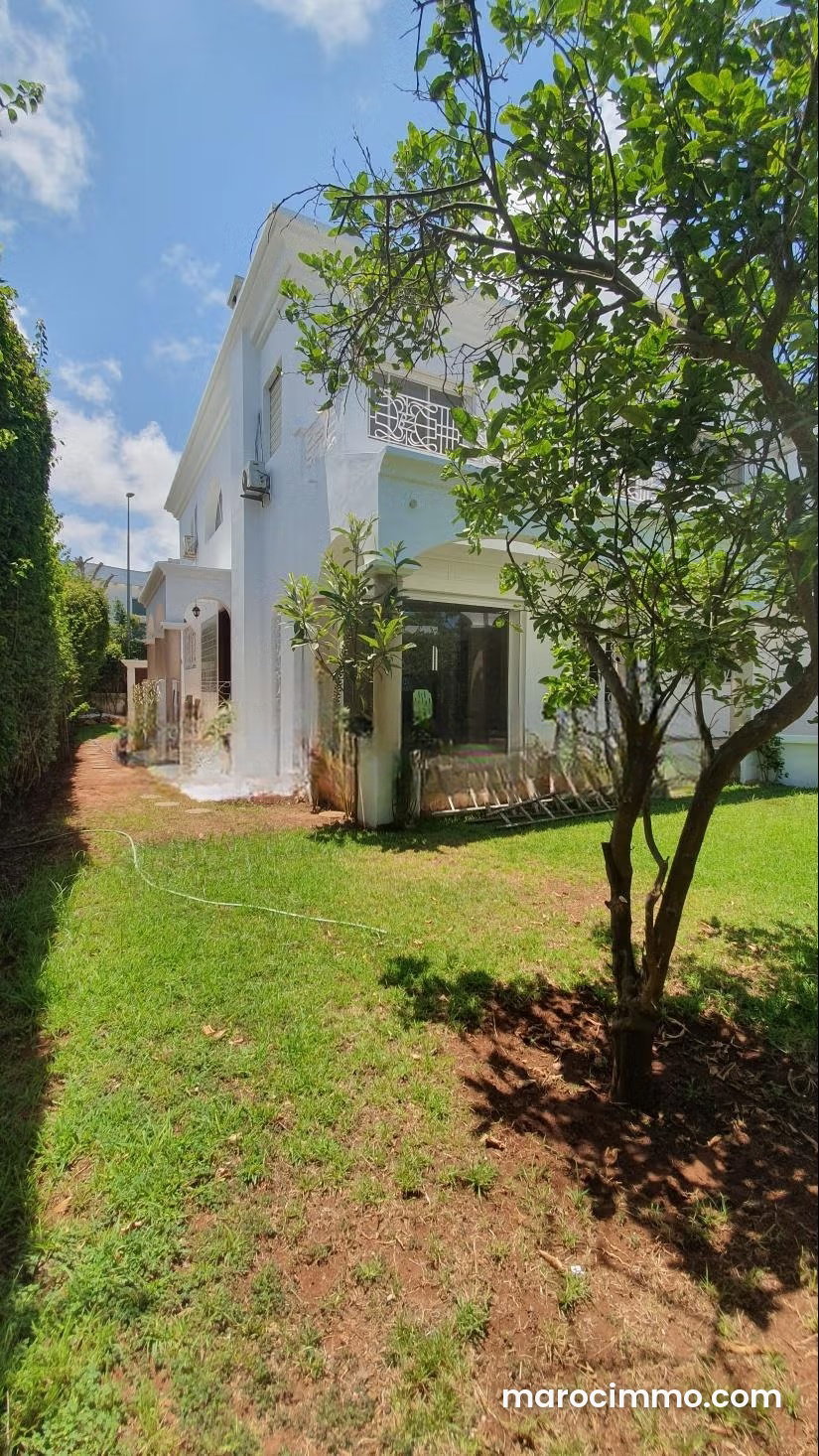 Villa avec jardin à louer à Aïn Diab, Casablanca — Casablanca