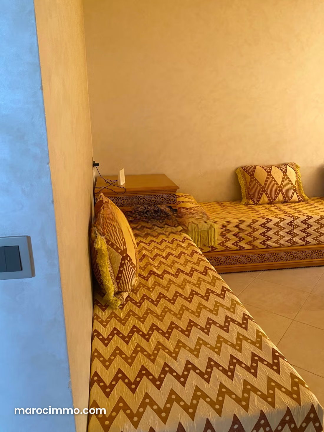 Appartement récent avec vue montagne à louer à Mdiq — Mdiq