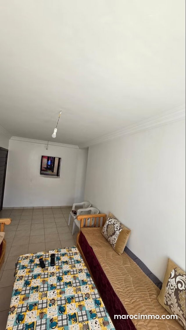 Beautiful Apartment for Rent in M'Diq. 2 Comfortable Bedrooms. Traditional Moroccan Living Room, Secure Residence — 5