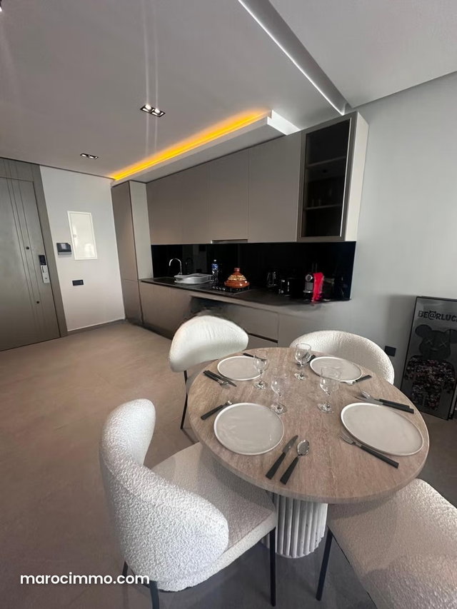 À louer – Appartement meublé à Hivernage — 5
