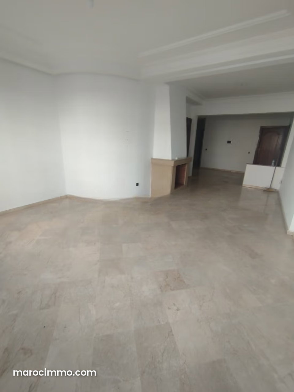 Location beau appart 3 ch salon vide racine