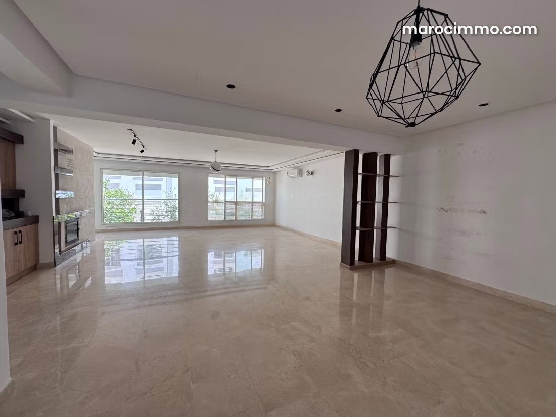 Grand appartement 178 m² à louer quartier Riyad Rabat — Rabat