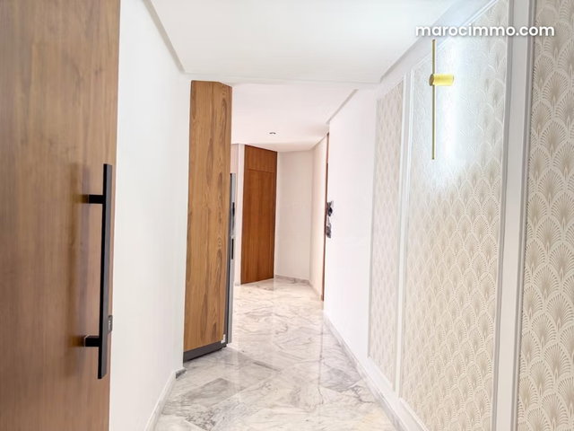Location Studio Meublé Prestige Projet Neuf — 4
