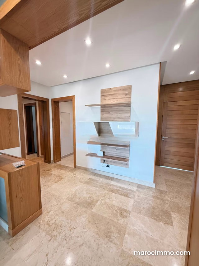 Appartement meublé 140m² en location à Souissi — 2