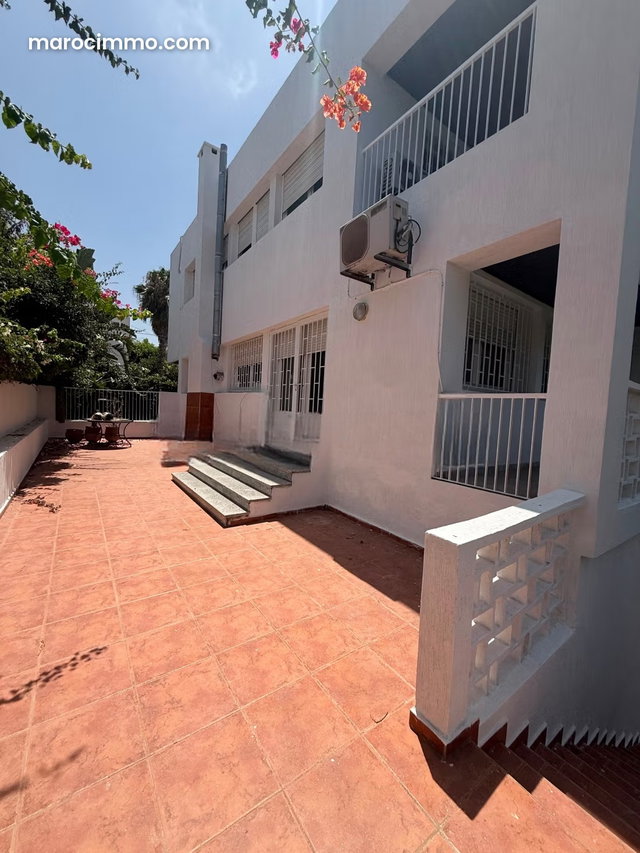Villa de 800m² en location à Hassan RABAT — 5
