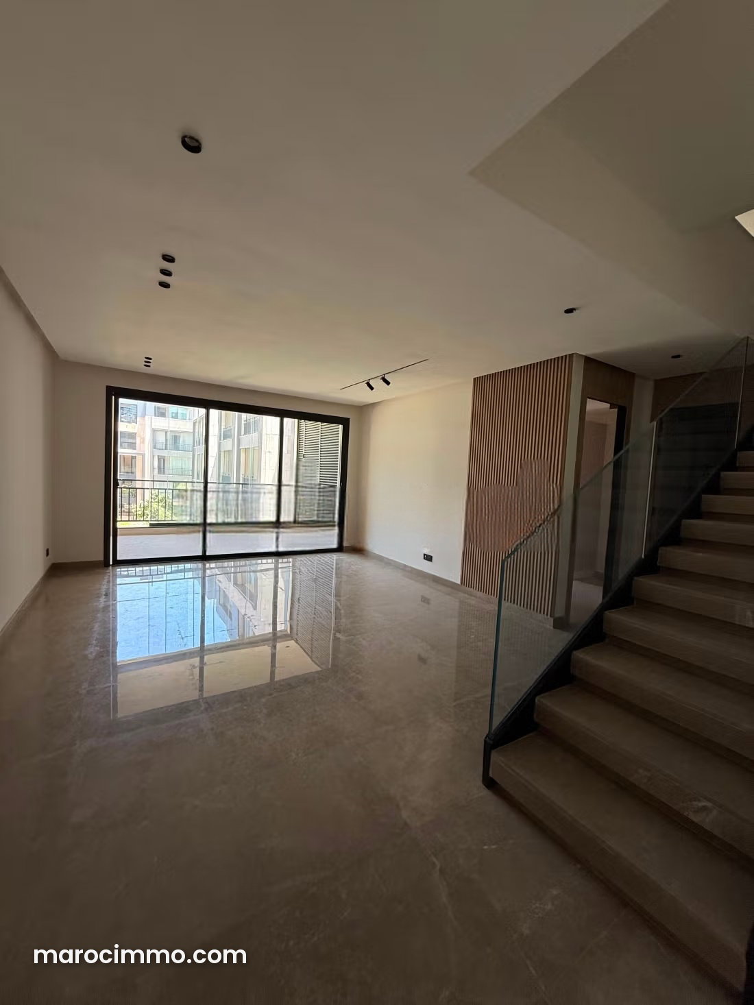 Appartement à louer à Souissi, Rabat, terrasse et garage — Rabat