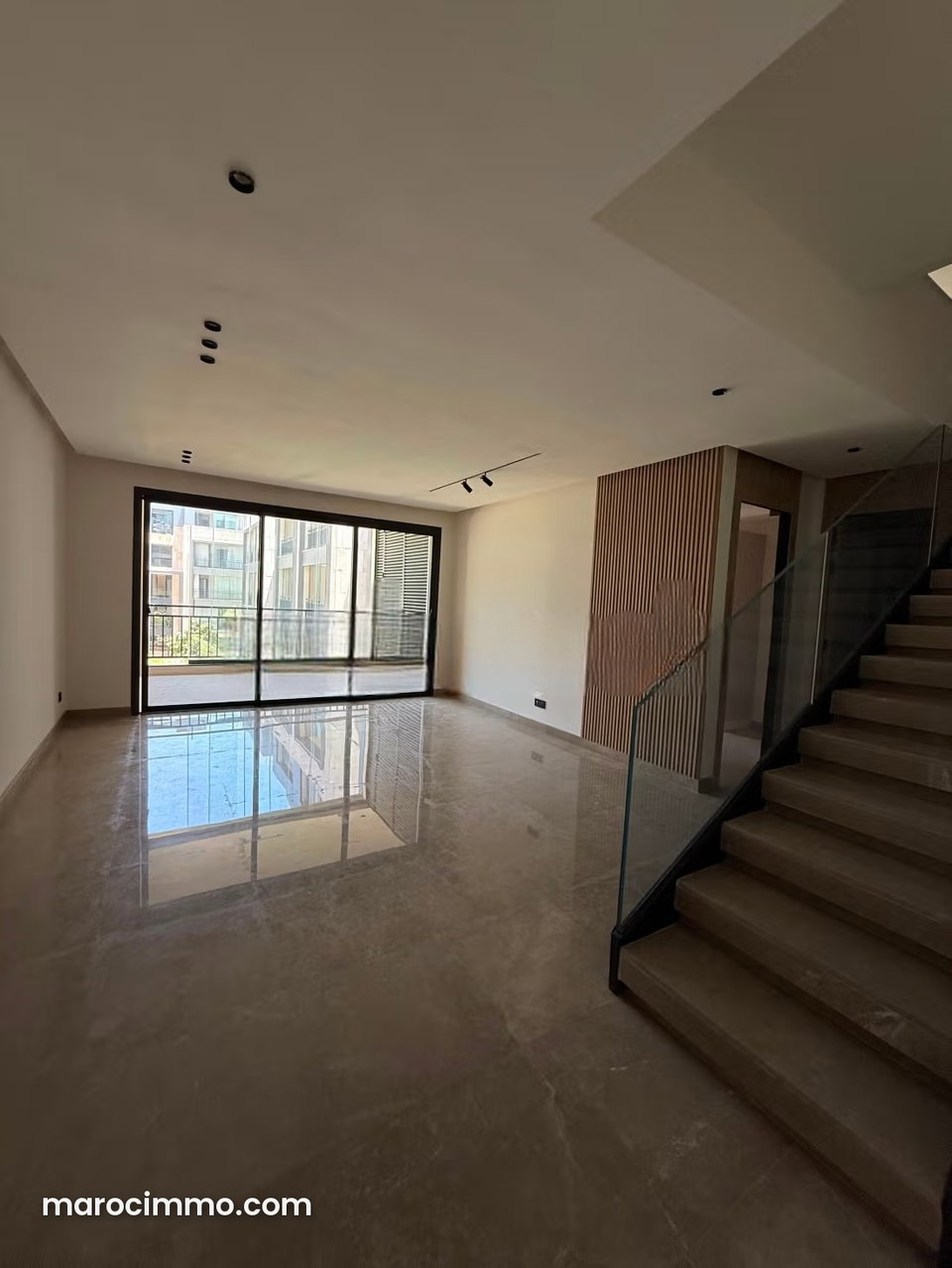 Duplex de 148m² en location à Souissi RABAT