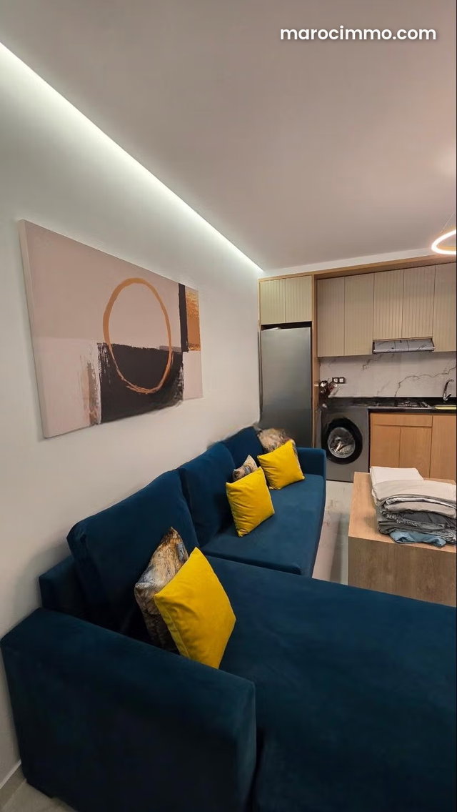 Vend appartement à M'Diq. Superficie 70 m². Bien meublé — 3