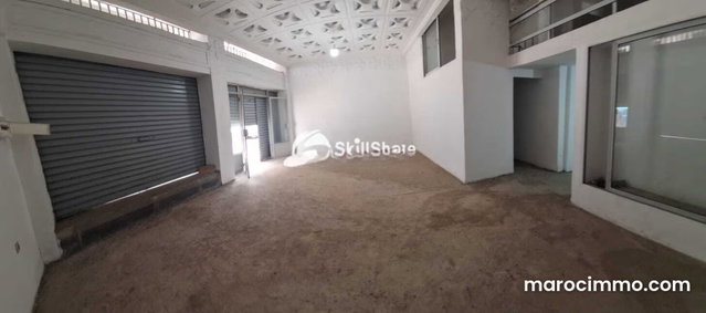 Local commercial à vendre à Bourgogne – 366 m² — 2