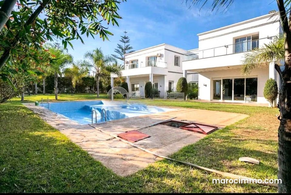 Villa à vendre 3 000 m², 5 chambres Autre Dar Bouazza