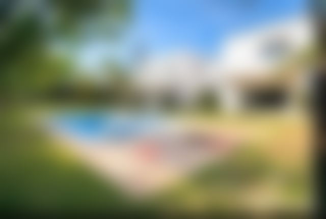 فيلا فاخرة على أرض 3000 م² للبيع بدار بوعزة — دار بوعزة