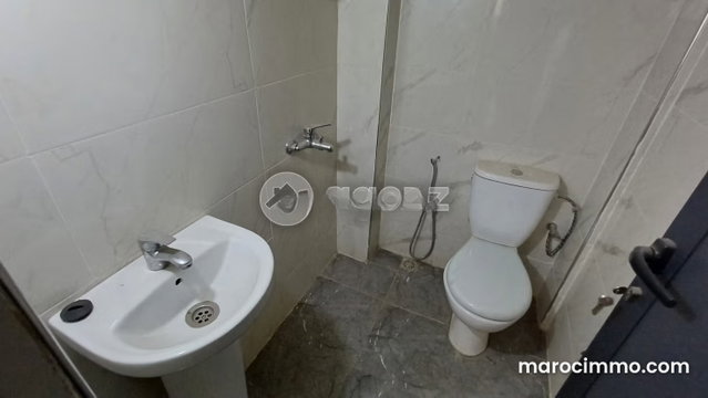 Commercial for Sale 18 m² Oued Fes Fès — 4